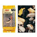 Attract and nourish your backyard chicadees with this healthy mix of seeds, peanuts, and tree nuts. Ideal for also attracting nuthatches and titmice. Use a feeder designed for attracting chickadees. Sold in a case of 8.