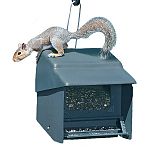  Homestead Ultimate Stop-A-Squirrel Bird Feeder - Large 11 lb. seed capacity. Entire roof lifts off for fast and easy filling. Squirrel's weight instantly causes perch bar to drop down sealing off seed      &nbs