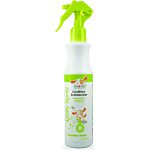 Infused with the fresh scent of cucumber melon. Use to condition coat, moisturize skin and maintain scent Made with natural ingredients - paraben free Conditions & moisturizes No sulfates or harsh chemicals Safe to use along with topical flea and tick pro