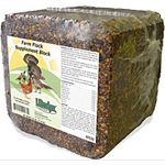 Supplement feed block for all classes of poultry, fowl and game birds Delivers high quality protein, including the essential aminoacids methionine and lysine Satisfies birds natural pecking tendencies, helping alleviate aggression between birds Round-the