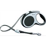 For dogs up to maximum 33 pounds Pocket-format and soft grip Features a chromed snap hook