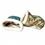 This playful bed is available in 1 size and 2 colors. The Crinkle Sack is a fun place to hide, peek or just take a nap. The sack makes the noise of a paper bag that all kitties love. The inside is lined with plush lambswool Sherpa.