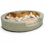 Your dog will stay warm and comfortable all year long with this soft, comfortable heated, dog bed by K and H Manufacturing. Uses little energy and on warms when your dog uses it. Gives your dog the right amount of heat to stay comfortable.