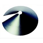 Keep squirrels off of your pole mounted bird feeders with the Audubon Wrap-Around Squirrel Baffle. This baffle’s innovative design allows you to attach it to bird feeder poles after they have been installed rather than before attaching your feeder.