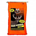 Contains 27 different antler building minerals, vitamins and additives. Includes a special yeast culture, helping deer become more efficient when eating and digesting their food. Comprised of highly digestible chelated minerals. Greatest consumption will