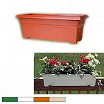 From modern decks to traditional front porches, Countryside Planters Flower Boxes bring the beauty of flowers to the places where people live. Lightweight, durable, fade-resistant plastic.