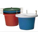 Round 30-quart feeder tub made with FORTALLOY rubber-polyethylene blend for exceptional strength and toughness even at low temperatures. Thick wall construction and heavy-duty brass snap hooks.